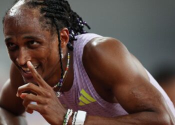 Alison dos Santos conquista ouro na etapa de Xiamen da Diamond League