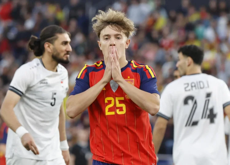 Espanha leva golaço e fica no empate com Iraque em amistoso