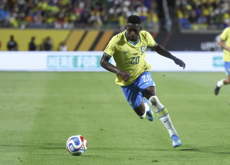 Luiz Henrique refuta status de ’12º jogador’ na seleção: ‘Quero ser titular’